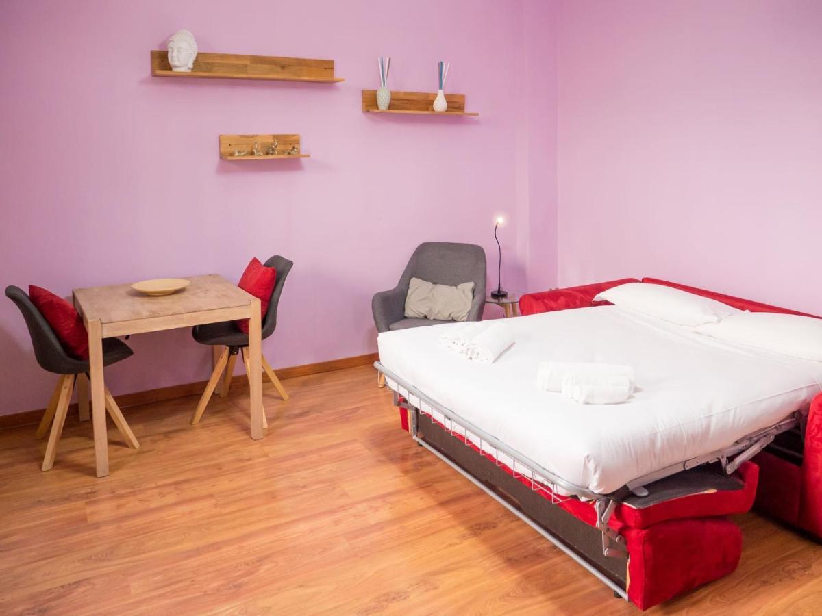 The Best Rent - Studio Nearby Sant'Agostino Metro Milaan Buitenkant foto